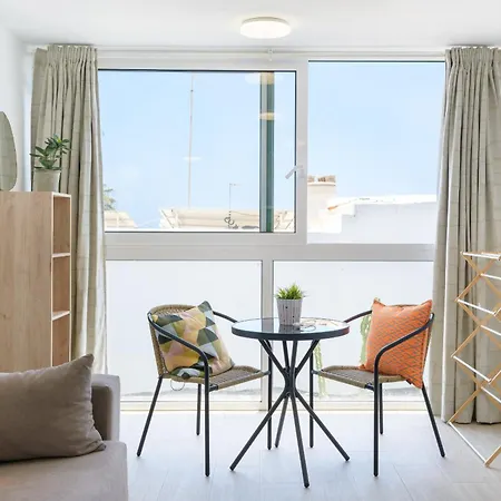 Casa El Volcan De Masdache, - Playa Chica Puerto del Carmen (Lanzarote)