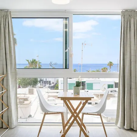 Casa El Volcan De Masdache, - Playa Chica Puerto del Carmen (Lanzarote)